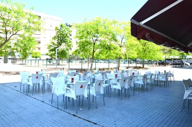 ¡OPORTUNIDAD! LOCAL CAFETERIA EN VENTA EN ZONA VISTALEGRE
