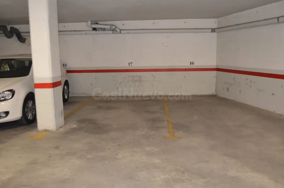 PLAZA DE PARKING