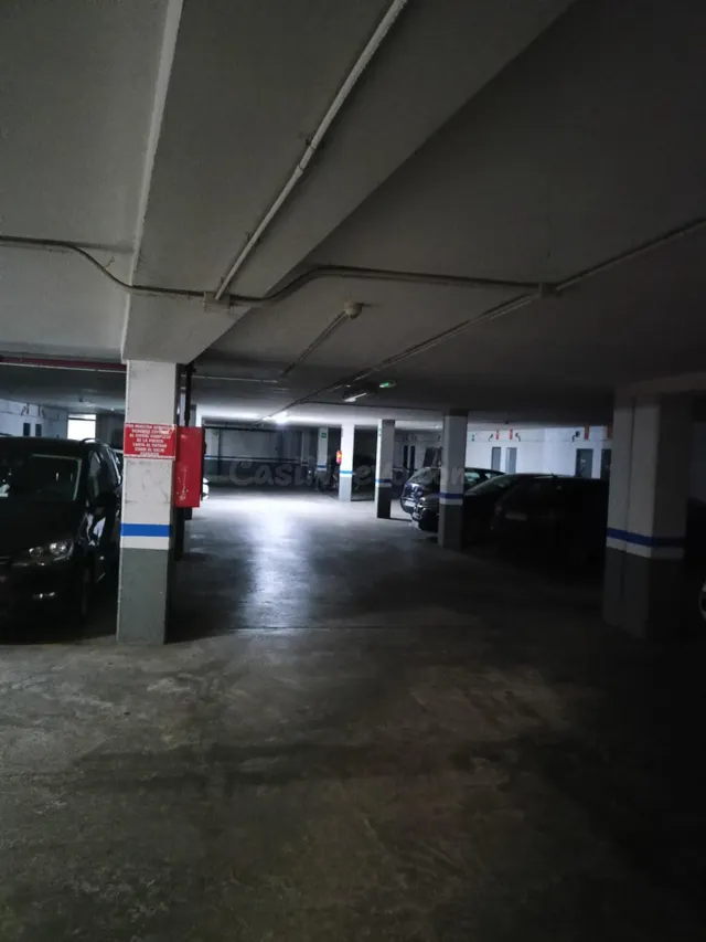 Magnífica oportunidad de plaza de garaje con trastero inclui - foto 3