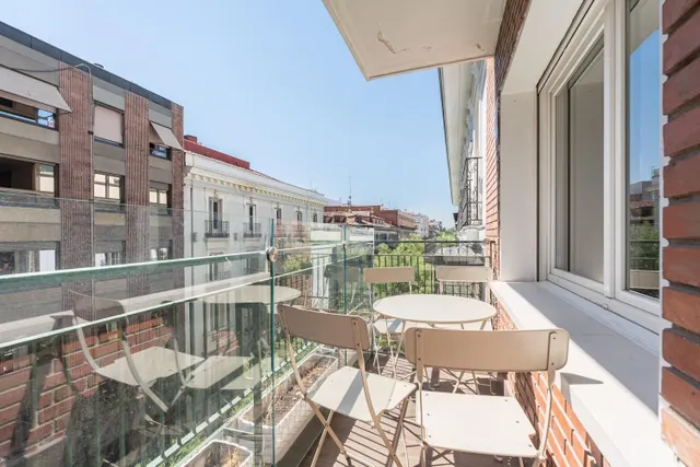 Exclusiva vivienda en alquiler en la mejor zona de Recoletos - foto 4