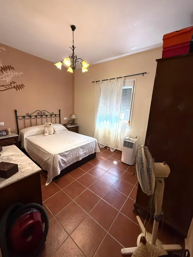 MAGNIFICO CHALET DE 610 m2  EN CASTILBLANCO DE LOS ARROYOS — 8