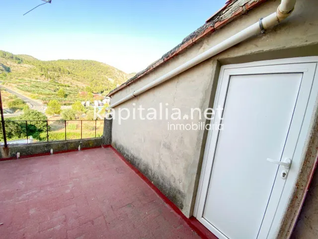 Casa de pueblo a la venta en Salem — 16