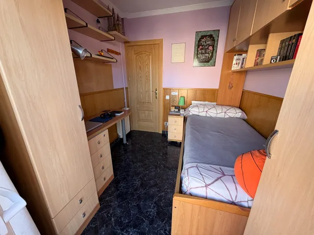 Último piso de 4 dormitorios con balcón — 31