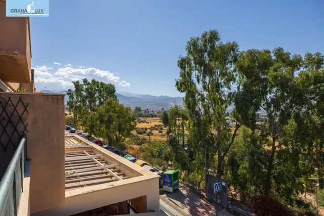 Exclusivo piso con terraza y vistas despejadas en El Serrallo. — 15