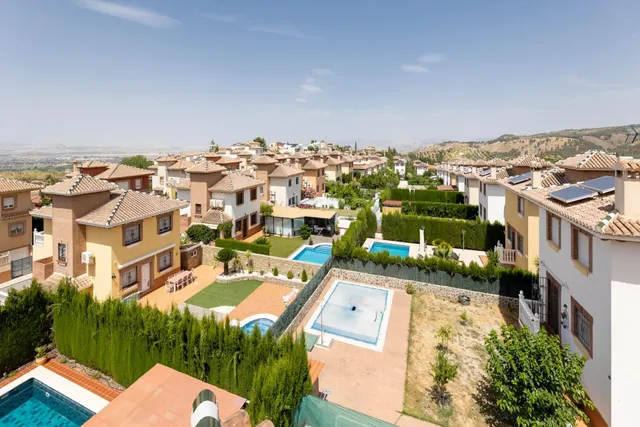 Espectacular Chalet a 10 Minutos del Centro de Granada — 11