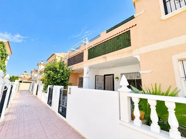 Casa 3 habitaciones 86m² en venta - La Zenia — 2