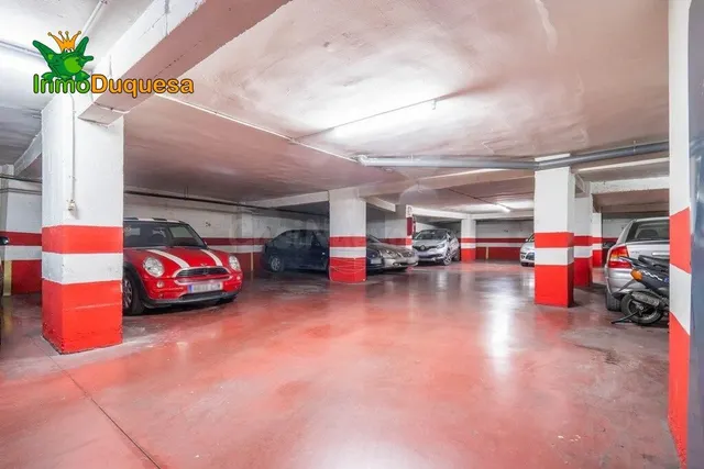 3 PLAZAS DE APARCAMIENTO juntas en Pedro Antonio de Alarcón. — 11