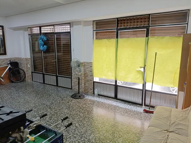 Local comercial en xirivella — 3
