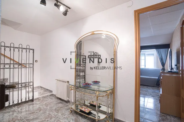 Casa con historia en el casco antiguo de Sant Andreu de la Barca — 44