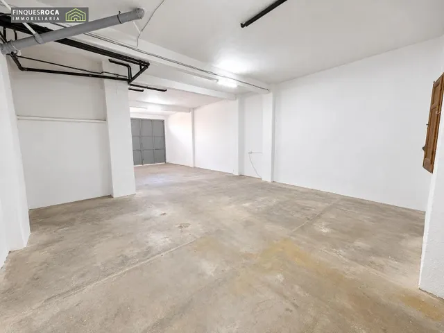 Casa céntrica y muy luminosa, con almacén de 105 m2 y magnífica terraza privada de 70 m2. — 25