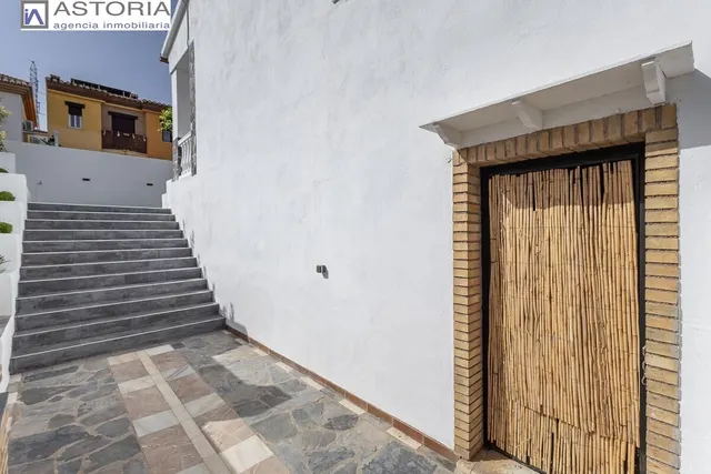 Casa en venta en Monachil (Granada) – Amplia, luminosa y con gran potencial — 35