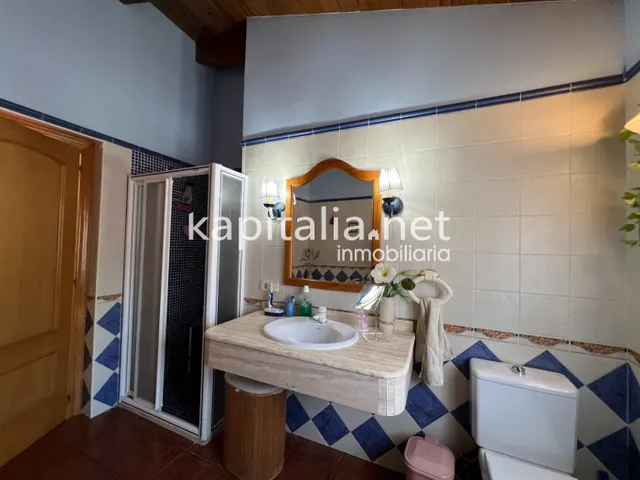 Magnifico chalet a la venta en Ontinyent a 1.5km de la población. — 21