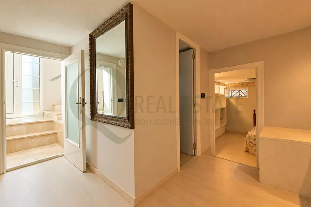 Chalet independiente a 100 m del mar con jardín y piscina en Cabo de las Huertas. — 32