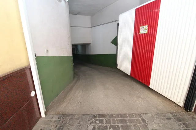 PLAZA DE PARKING EN PLANTA -2, 11 METROS CUADRADOS — 7