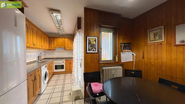 PISO EN VENTA 2 GARAJEs  Y 2 TRASTEROS — 6