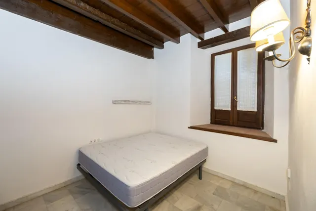 Barrio del Realejo. Precioso apartamento de un dormitorio y un baño junto al Campo del Príncipe. — 11