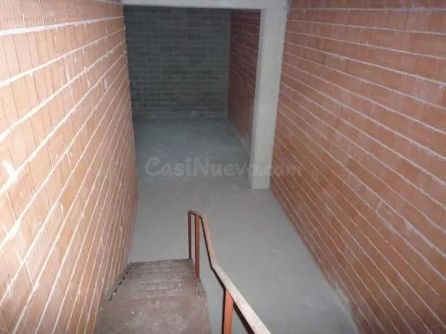 Local comercial 250m² en alquiler - Peñacastillo-Nueva Monta - foto 4