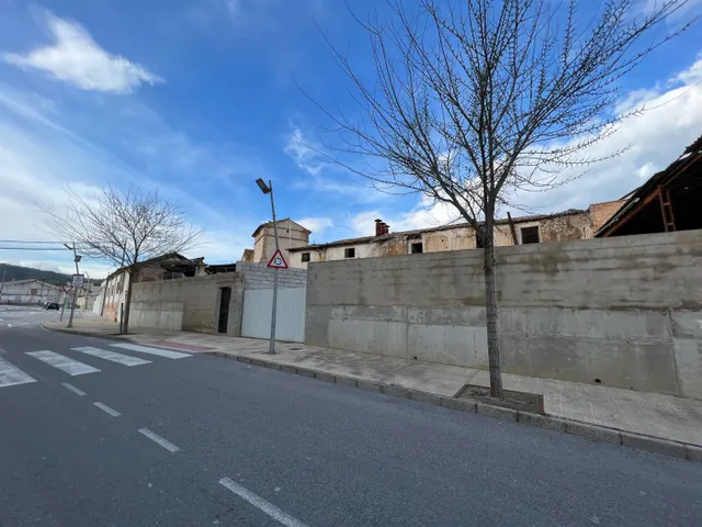 Solar urbano en venta en L´Olleria en zona privilegiada — 9