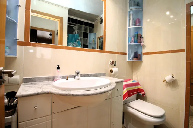 PISO EN VENTA EN ZONA SANTA CATALINA/INDUSTRIA — 29