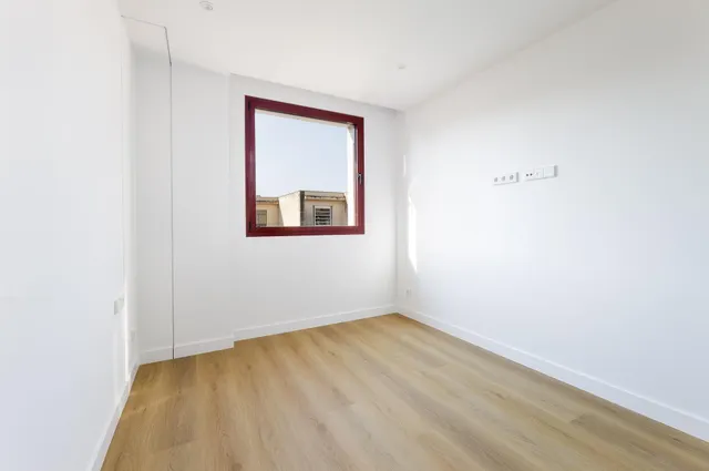 ¡Oportunidad única! Vivienda a estrenar con diseño moderno y plaza de aparcamiento opcional. — 19