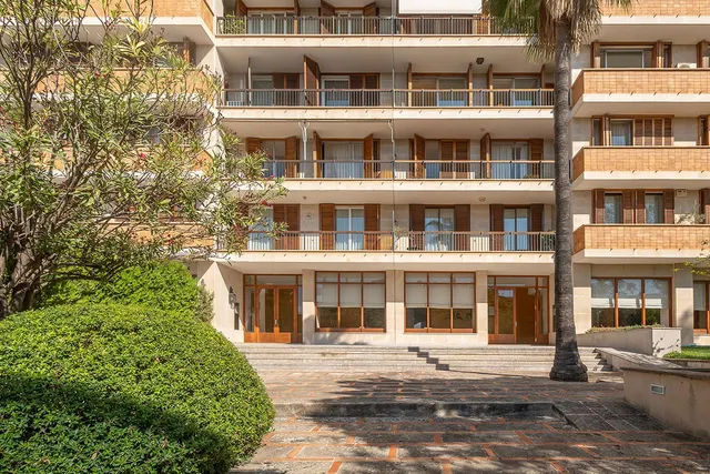 Exclusiva vivienda de alto standing con amplias terrazas, piscina y gran potencial en Son Dameto, Palma — 35
