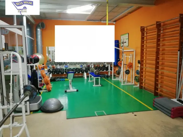 Local comercial 1500m² en venta - Centro-Ayuntamiento-Catedr