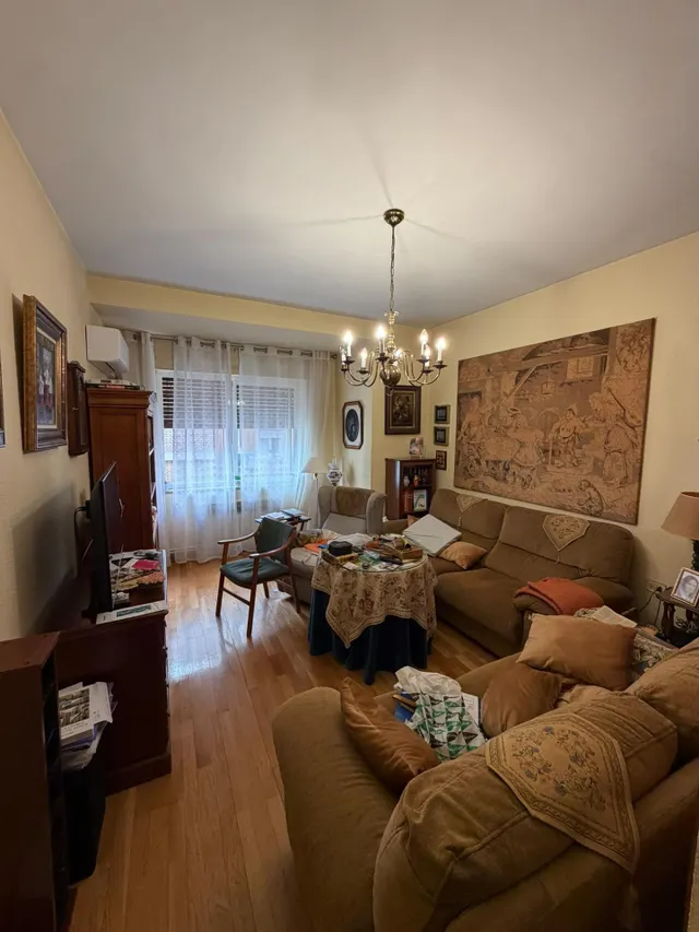 Piso 5 habitaciones 152m² en venta - Avda. de la Constitucio