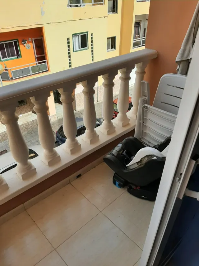 Los Abrigos. Piso 2 habitaciones, balcon, vistas, ascensor,  y lavadero — 3