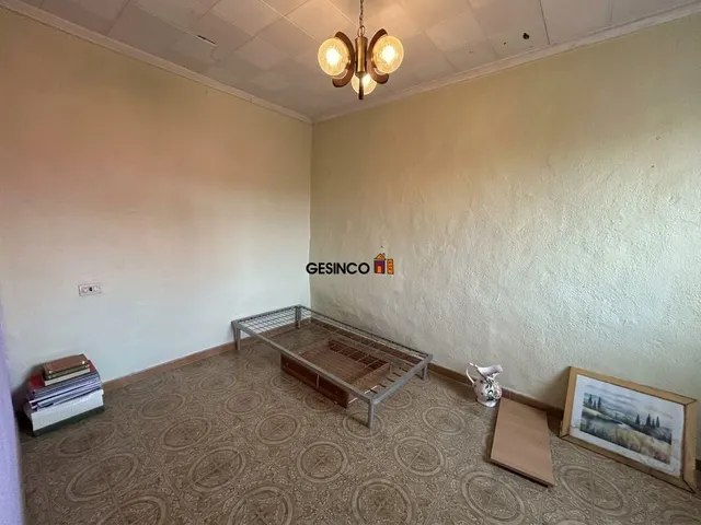 Casa de pueblo con patio y terraza en Rotglà i Corberà — 9