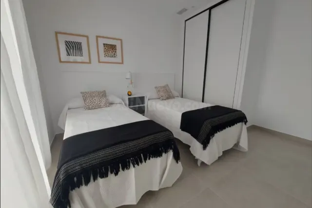 Villa 2 habitaciones 74m² en venta - Roldán — 11