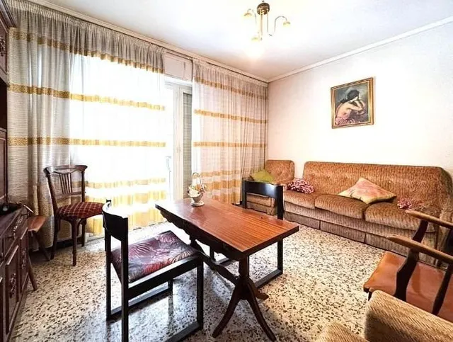 Piso de 5 habitaciones y dos Baños en zona Centro, Elche (TO - foto 4