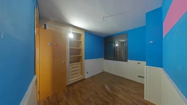 Gran casa con garaje y piscina — 22