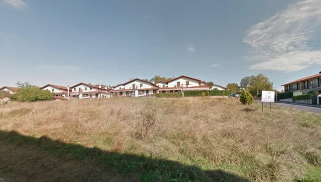 Venta de terreno urbanizable en Muxica