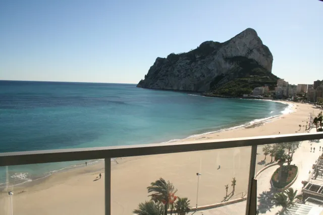 Magnífico apartamento en primera línea de playa. — 6