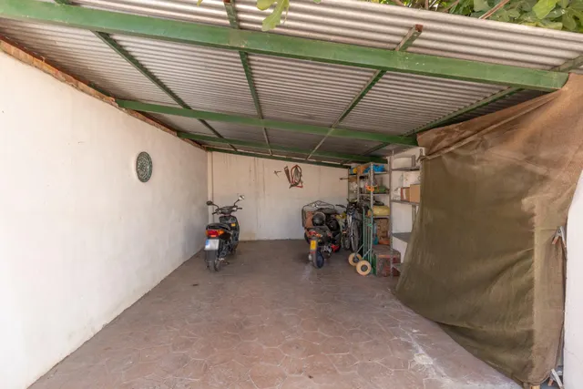 Casa con gran solar — 48