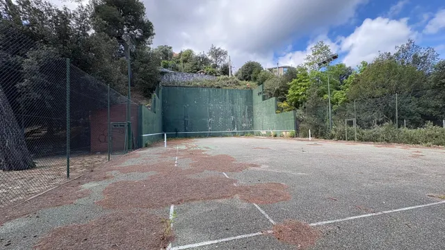 TERRENO URBANO EN SANT FELIU DEL RACÓ — 4