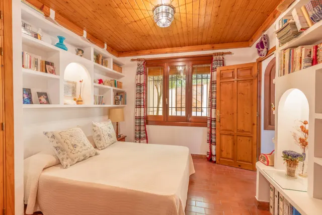 Impresionante chalet en Los Rebites!!! Con 1667 M2 de parcela. — 43