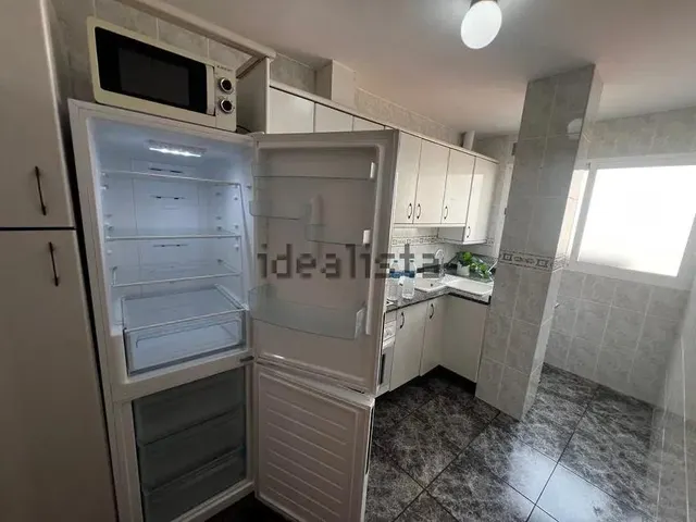 Alquiler de piso en Calle de Lluís Oliag, 43 — 23