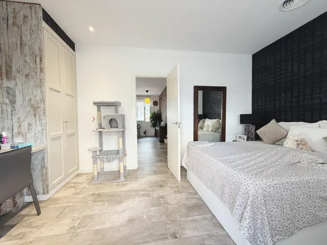 Apartamento de 1 dormitorio con licencia turistica en venta en La Carihuela, Torremolinos – 268.000 € — 16