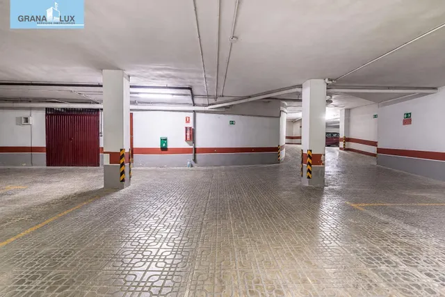 PLAZA DE GARAJE JUNTO A RECOGIDAS — 6