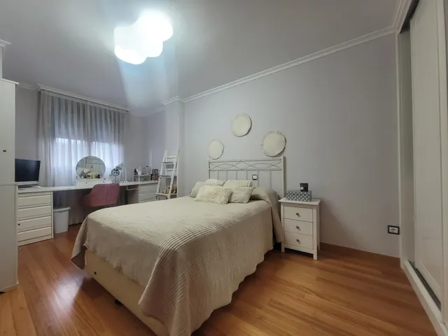 ALQUILER  DUPLEX DE TRES habitaciones CON TERRAZA Y PLAZA DE GARAJE — 17