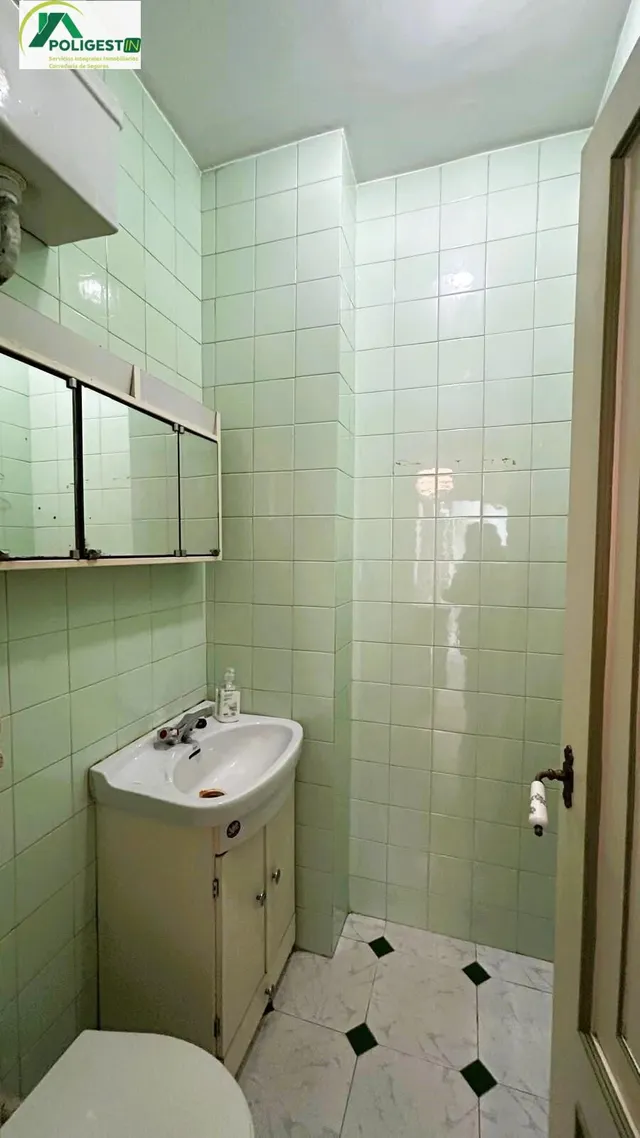 Amplio y Luminoso Piso en la Alta de Ponferrada — 32