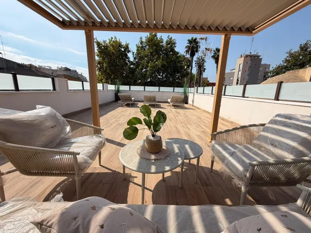 Espectacular vivienda reformada con parcela de 200 m2, terraza y solárium cerca de Playa del Cura — 13