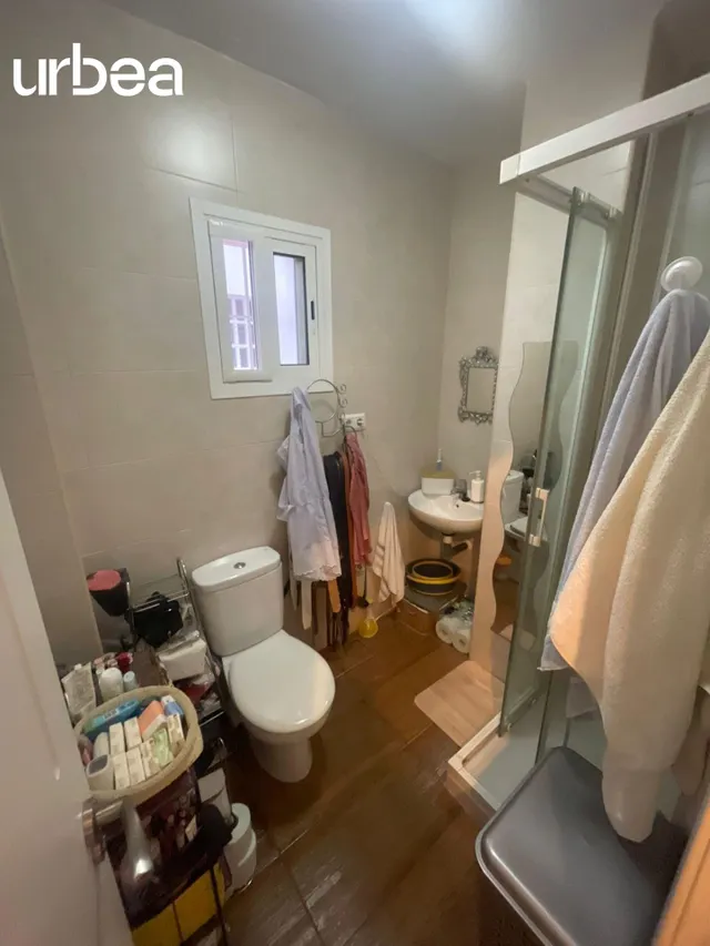 Amplia vivienda en Avenida de Andalucía – Málaga — 11