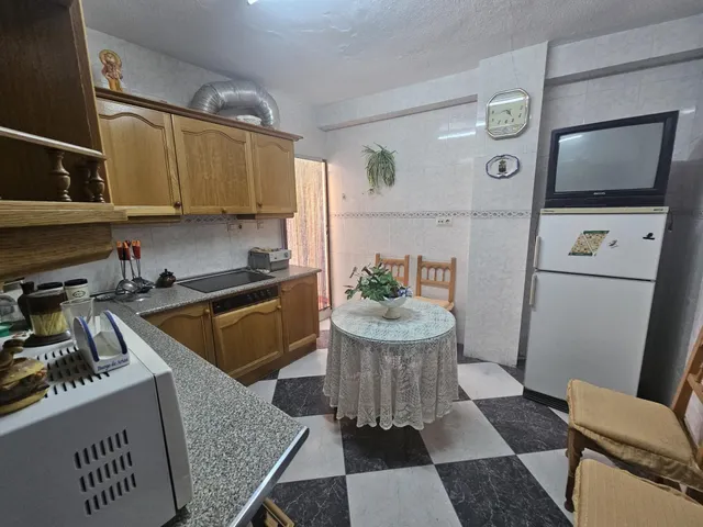 VIVIENDA EN LA CARRETERA PRINCIPAL DE ALCOLEA — 14