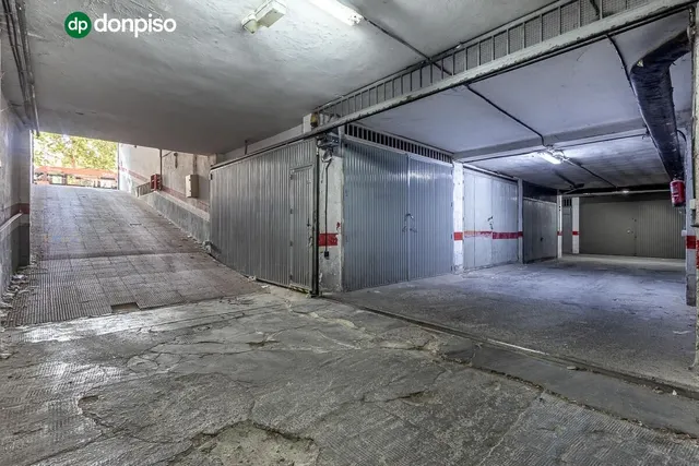 Garaje doble en venta en Urbanización Parque del Genil – Granada Capital — 9