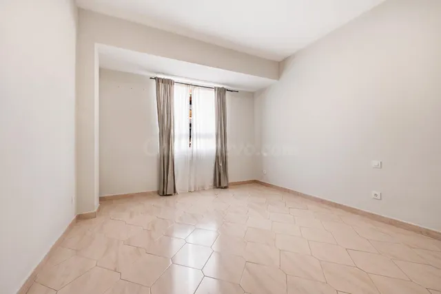 Piso en venta en Calle Castell de Benissanó, Nou Moles - foto 4