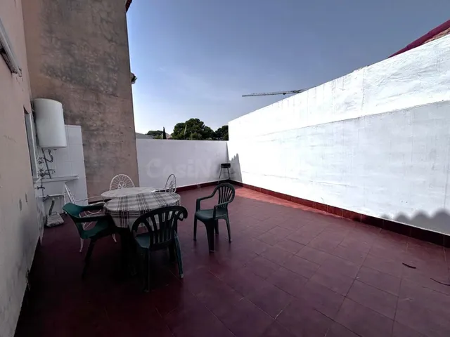 PRECIOSO ADOSADO DE CINCO DORMITORIOS EN LA RIBERA — 2