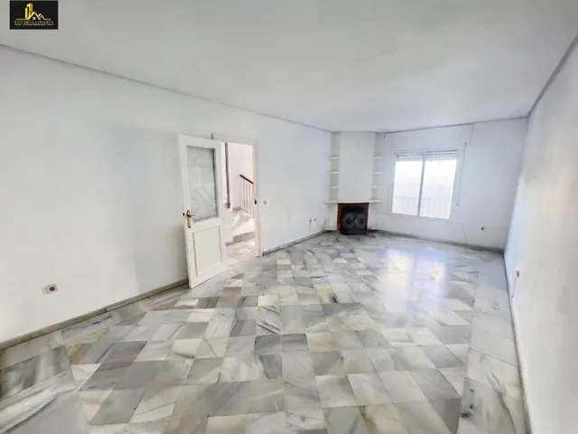 FANTÁSTICA CASA EN PARQUE ATLÁNTICO 124m2 Y 4 DORMITORIOS - foto 2