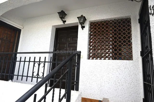 Apartamento con piscina comunitaria, Alicante, Orihuela Costa. 2 habitaciones, 71 m2, 600 metros del mar — 4